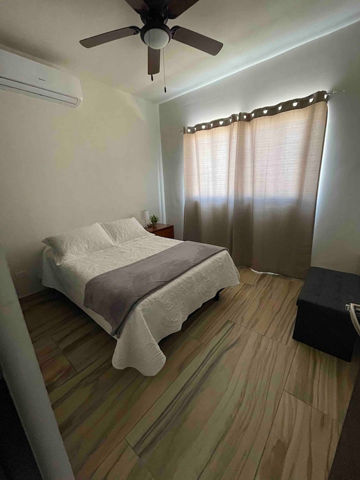 Camera da letto inferiore