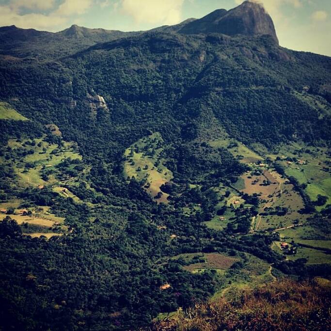 Vista parcial do Vale do Matutu.