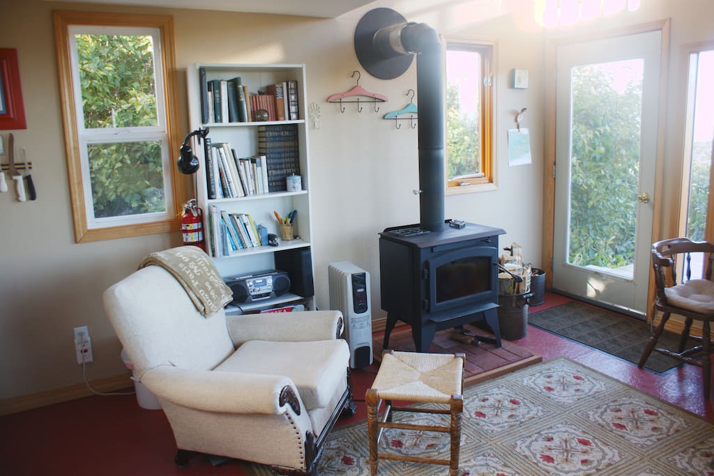 Living Room Facing Sunrise
