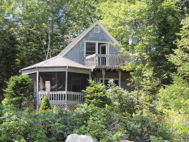 Maine Vacation Rentals, Inc. managed Airbnb listing 1
