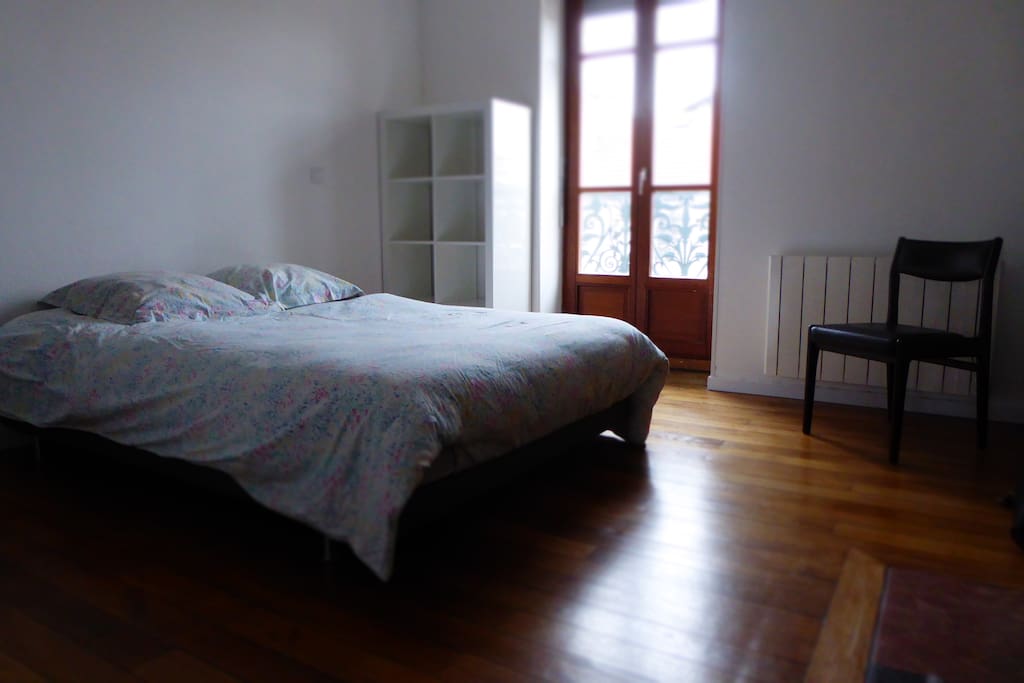 Room with double comfy bed + balcony