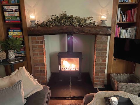 Top performing Airbnb: Cosy Cottage near Windermere Log Burner Playpark in Cumbria