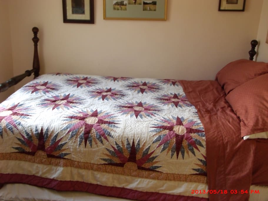 Comfortable Queen Bed