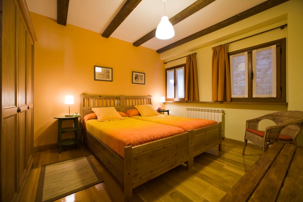 Habitación 2 camas
Aitonarena Irati