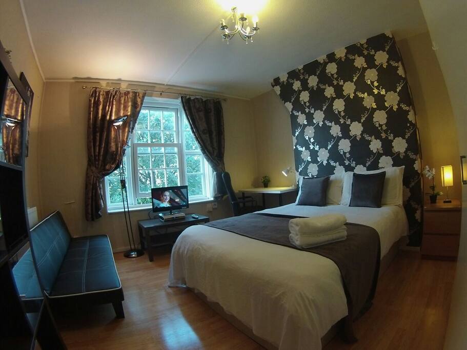 Double room with Sky Tv