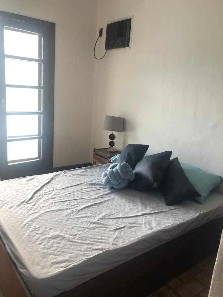 Dhomë gjumi 2