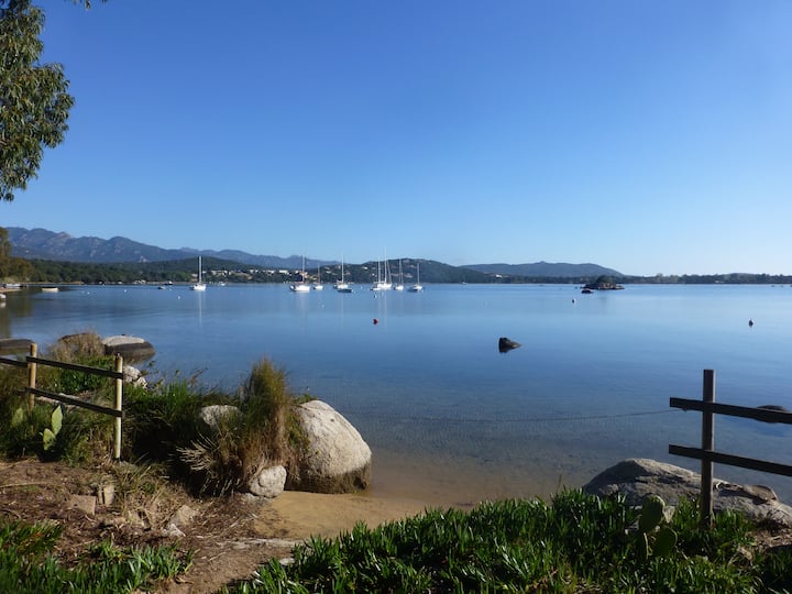 Villa En Bord De Mer Avec Accès Privé à La Plage - Porto-Vecchio