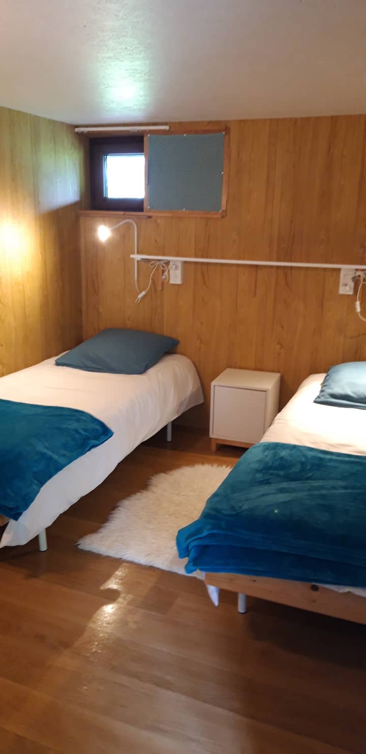 საძინებელი 1