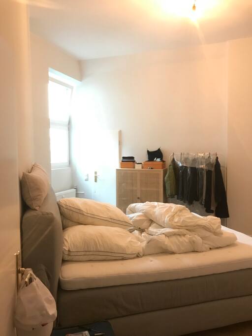 Bedroom_1