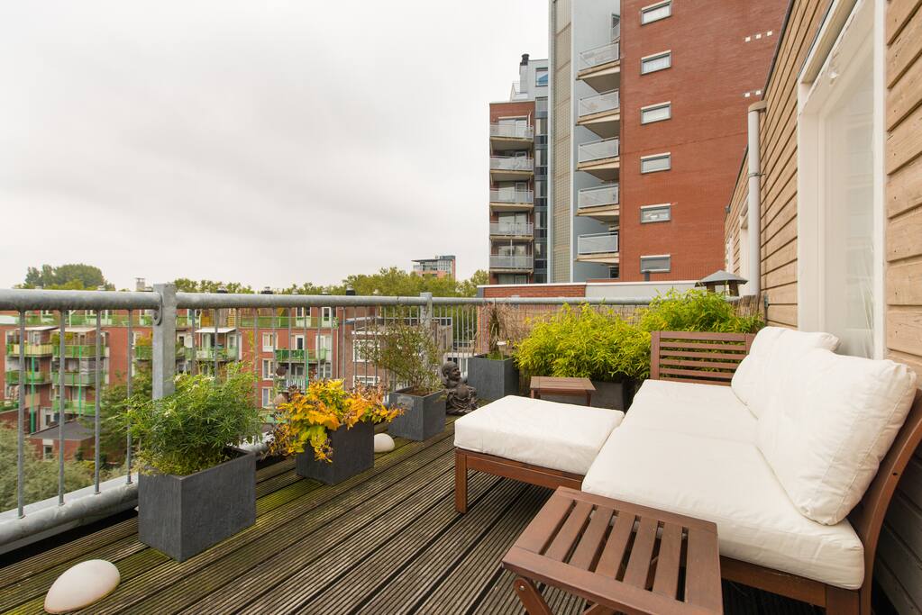 Sunny Roof Terrace