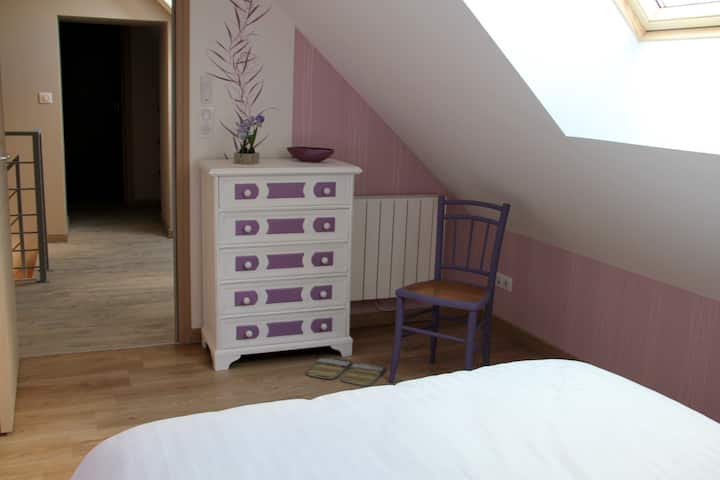 malinová spálňa z inej perspektívy