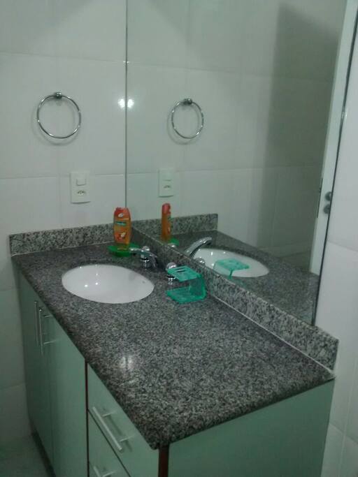 Banheiro da suite