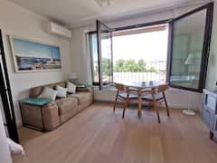 Danube+River+View+Lounge+3+%2F+Garage%2C+K-District