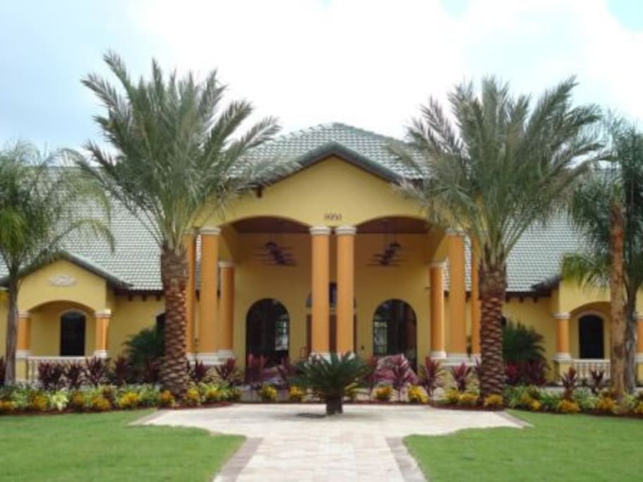 Entrance to Clubhouse