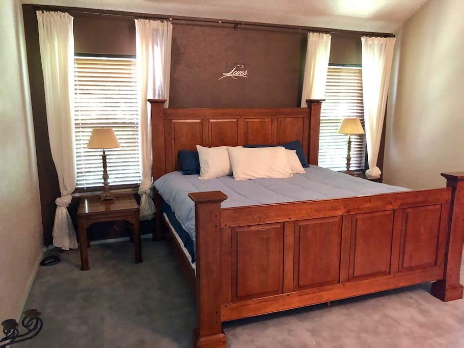 Master Bedroom-King