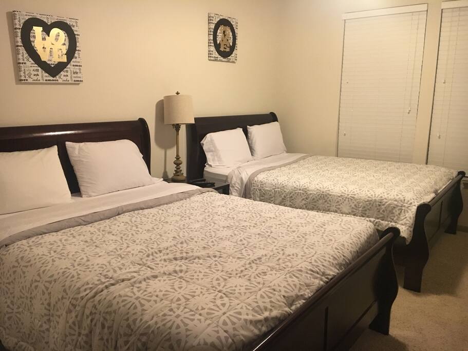 2 Queen size beds in the master bedroom