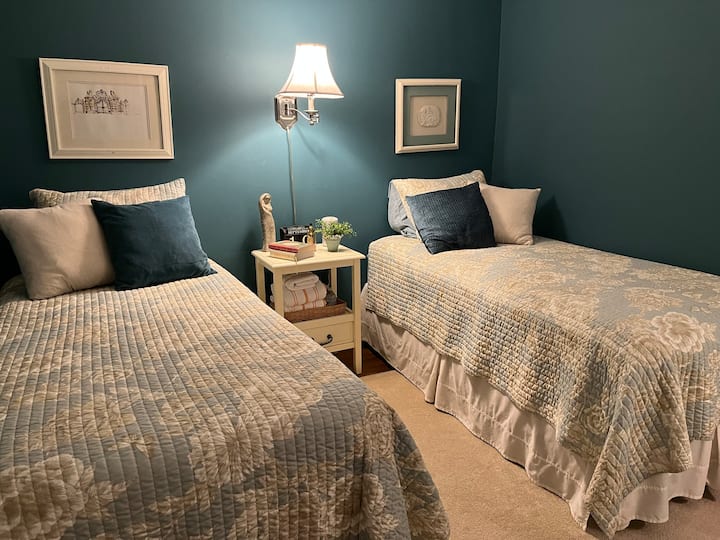 Sunfield Holiday Rentals & Homes Michigan, United States Airbnb