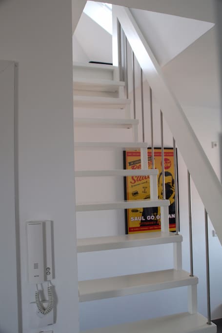 stairs to private room (complete own floor)