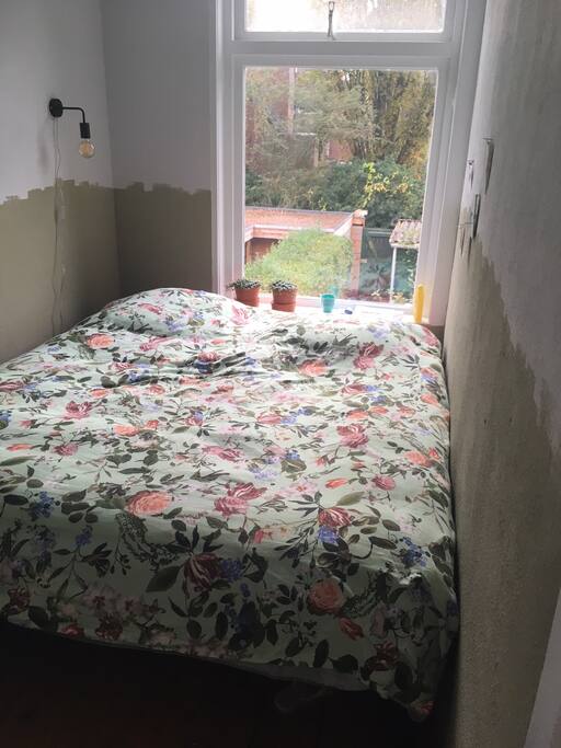 Slaapkamer op de eerste verdieping van het huis