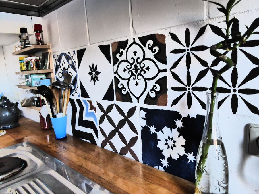 Die Küche in der Wohnung integriert - The kitchen integrated