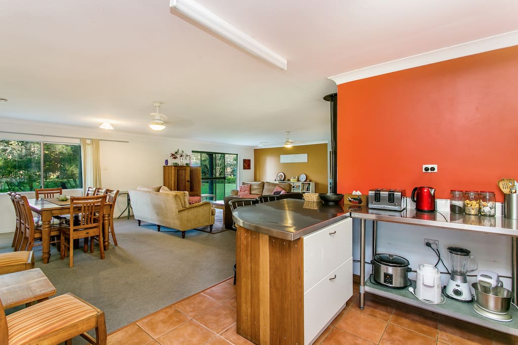 Kitchen, Dining and Lounge areas