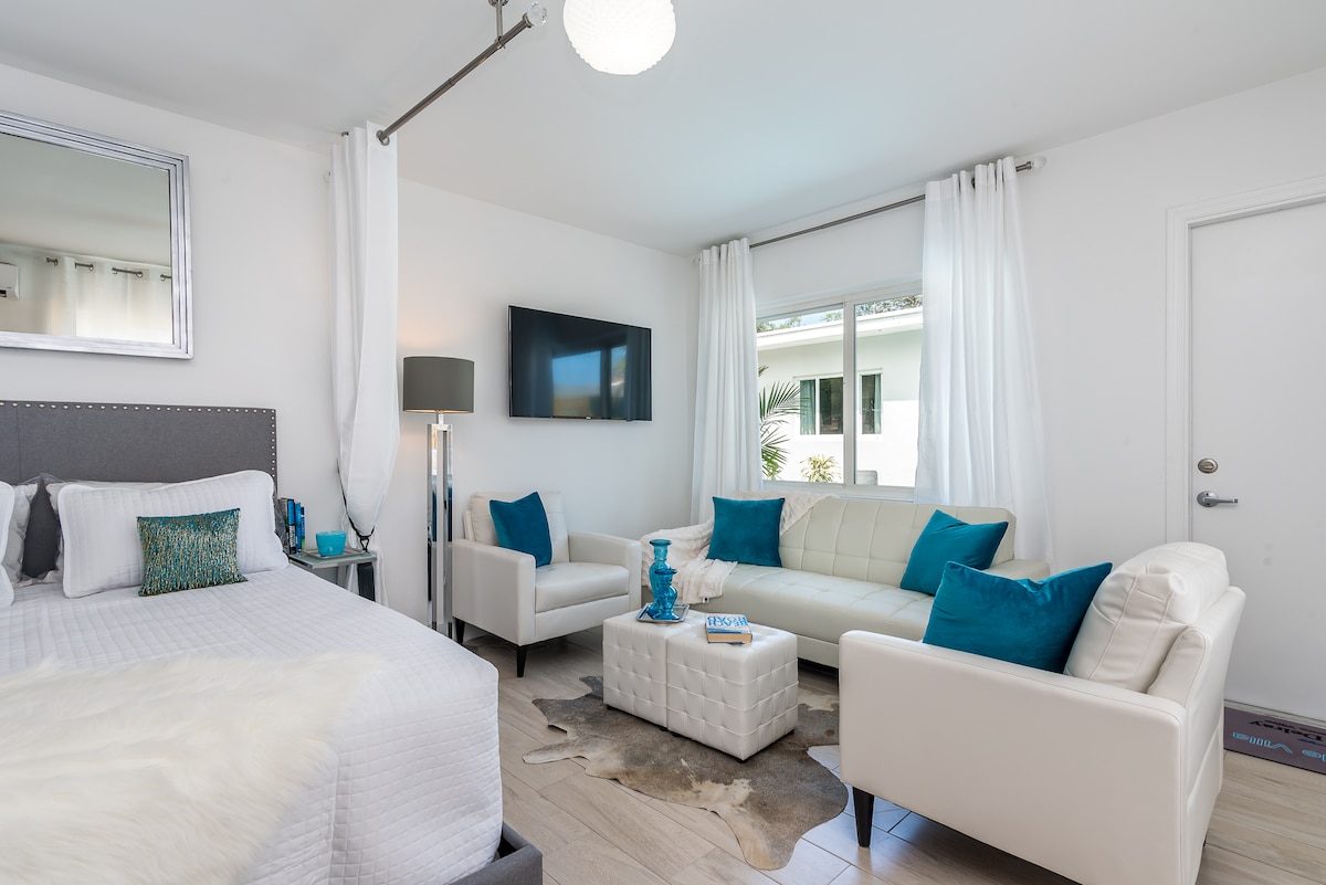 Surfside- Unit 3- Studio