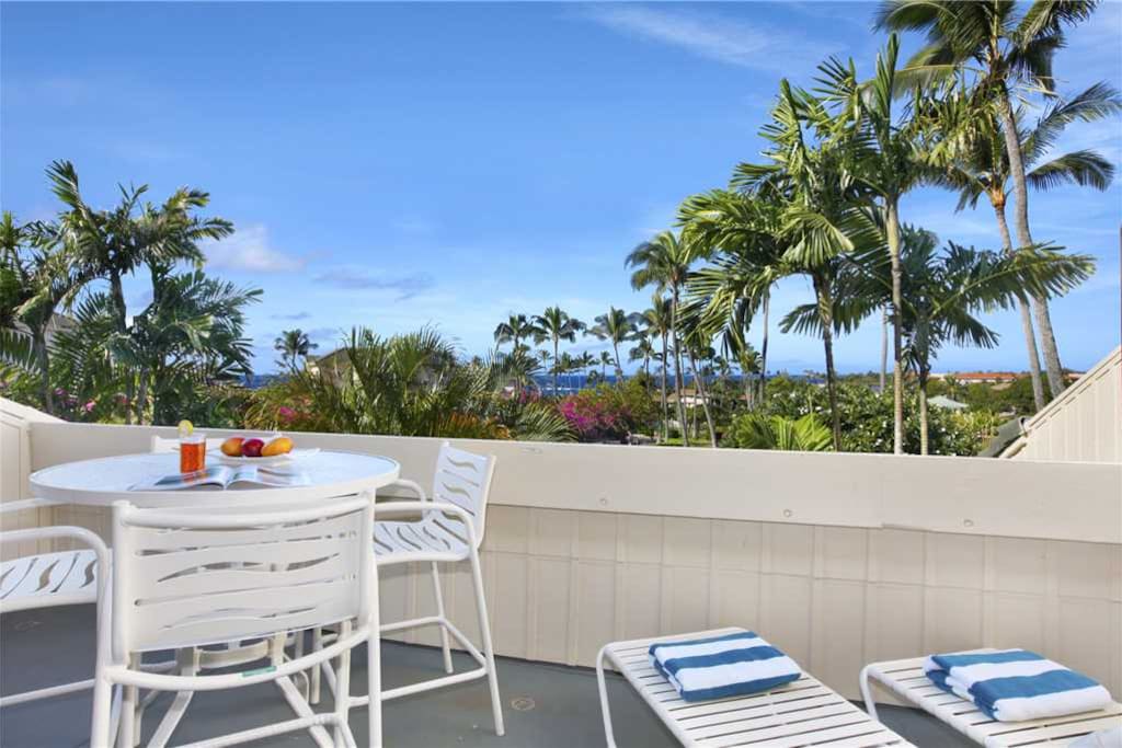 Lanai 2nd Floor