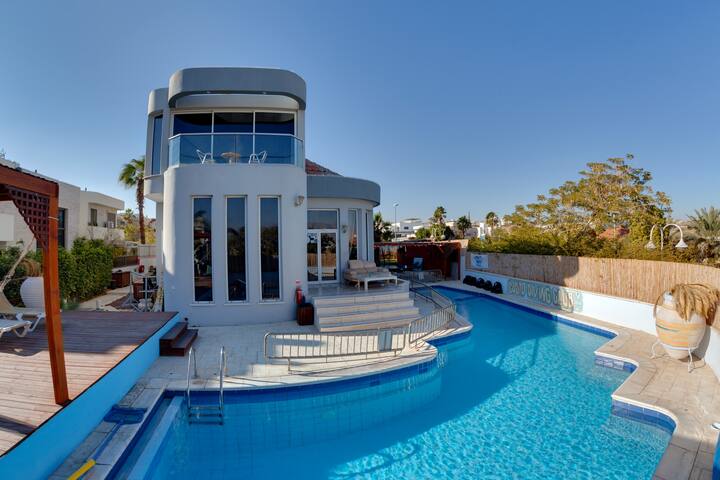 private room ... shared bathroom