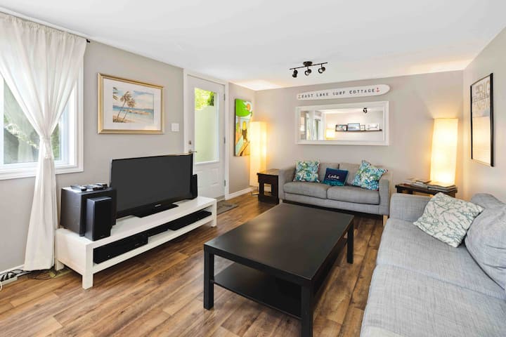 East Lake Surf Cottage - Walk To The Outlet Beach! - Sand Banks