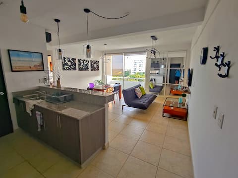Top performing Airbnb: 20min to Beach 2BR top-rate Apt. w/Amazing Pool in Supermanzana 325