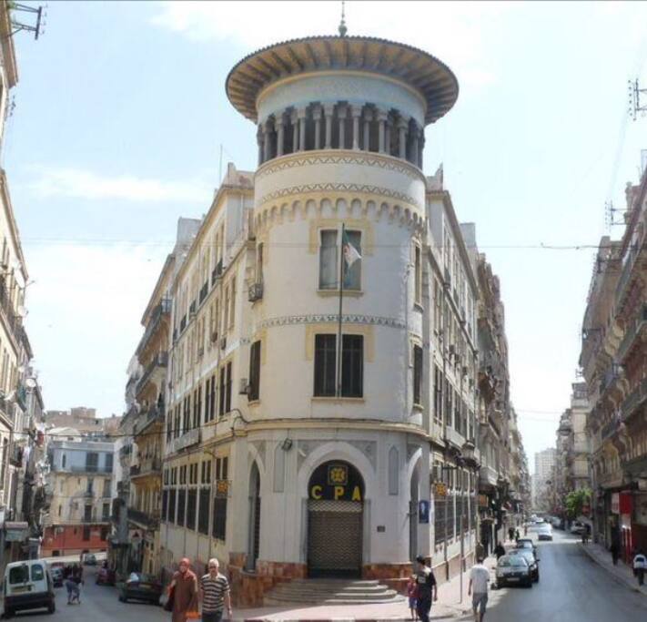 La rue khelisti, oran