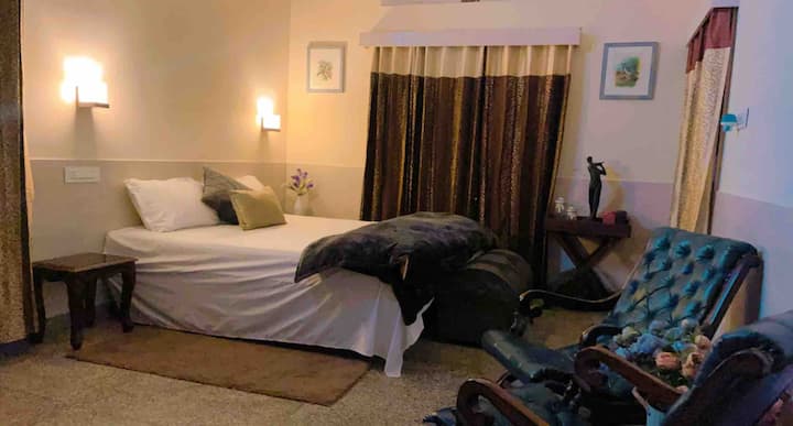 საძინებელი 1