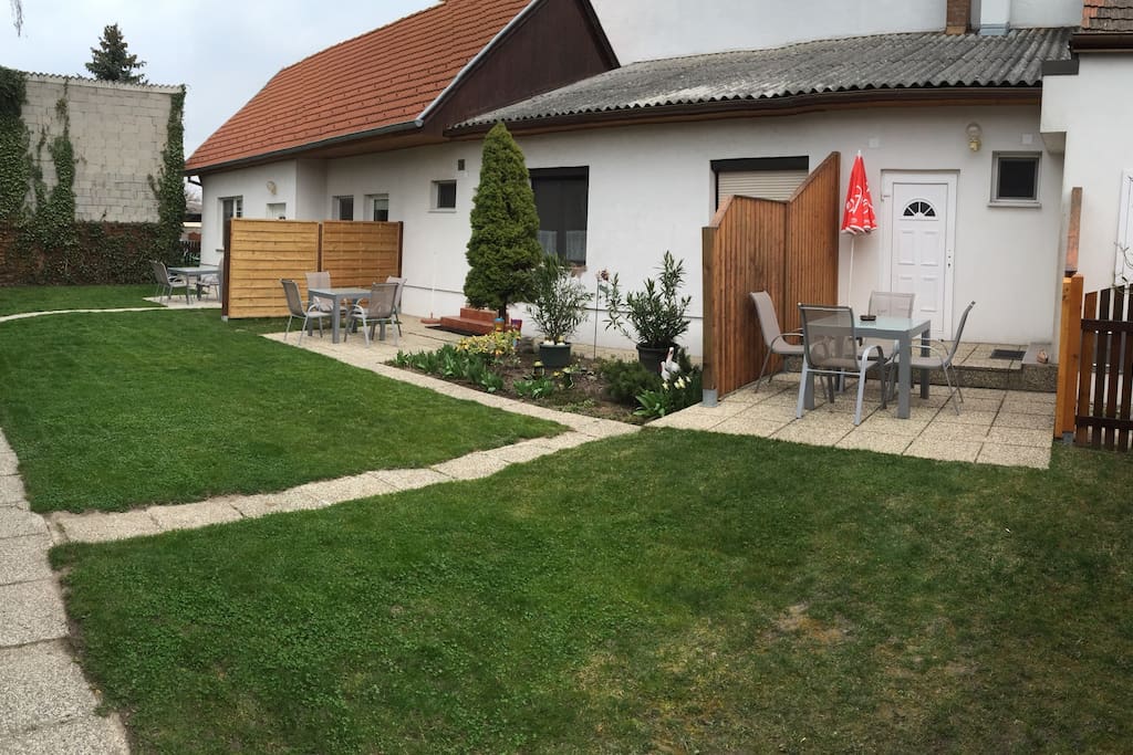 Jede Wohnung hat eine eigene Terrasse
