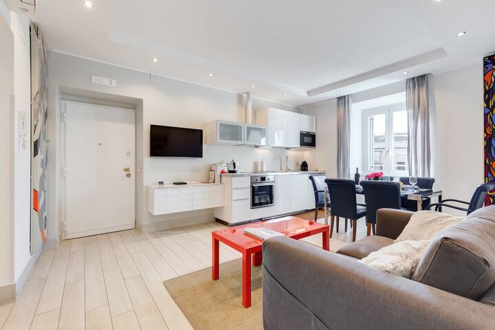 3 Bedrooms, 3 baths, close walk to the Vatican. gallery image 5