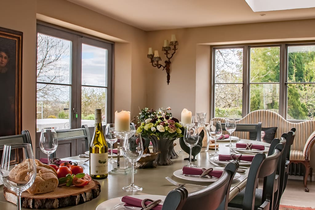 Open Plan Living - Dinning
