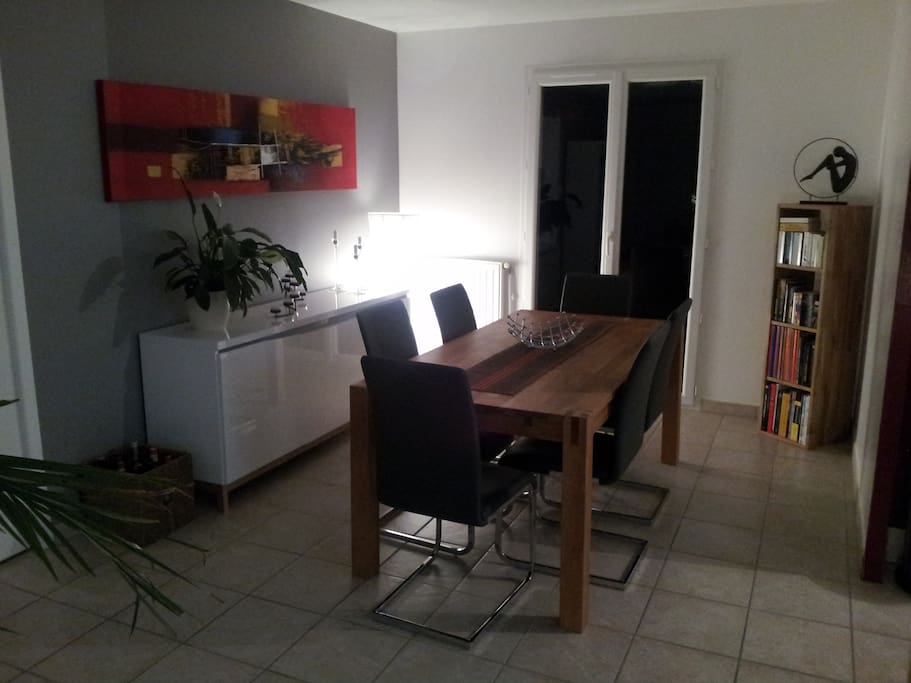 Table pouvant accueillir 8-10 convives