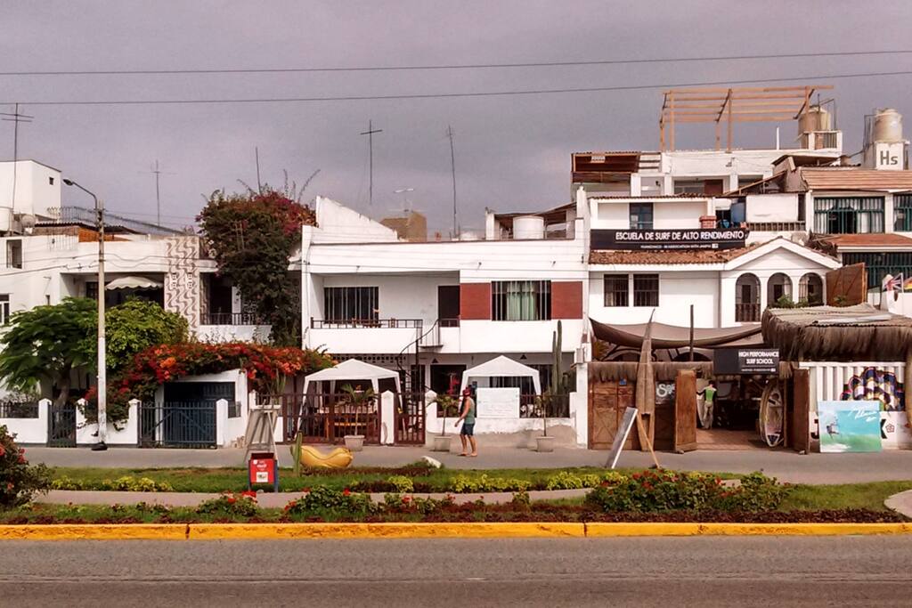 Our house view from the sea! Nuestra casa vista desde el mar