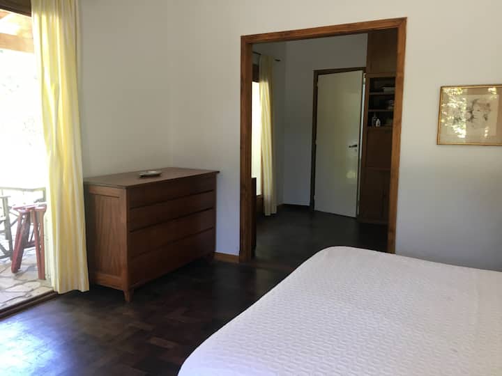 Spálňa s vlastnou kúpeľňou I