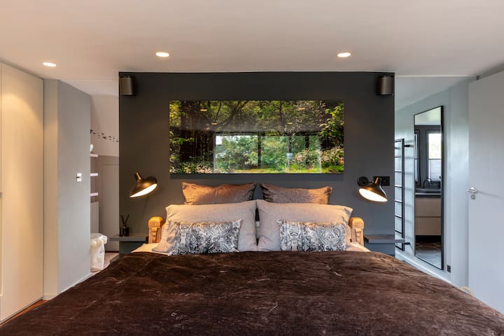 4 bedroom (+nursery) designer pad Belsize Park