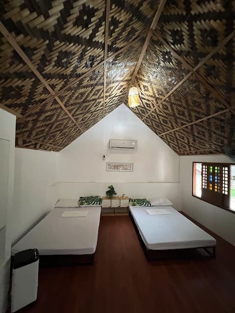 Casa with 1 Bedroom 8-9 pax 3 mns walk Beach