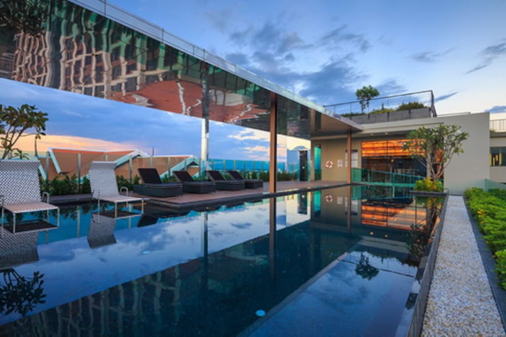 Good view on the top of building, enjoy swimming in the "Gem of North"