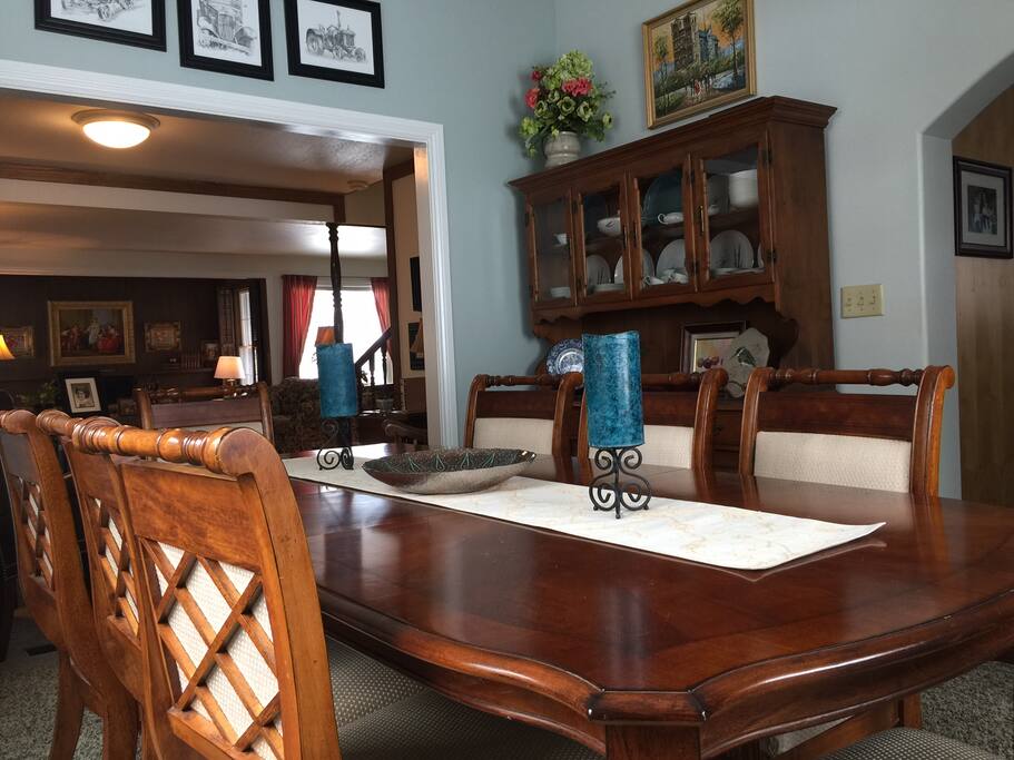Dining room serves 8.
