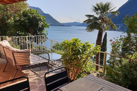 The Little House,lake view, private garden&parking