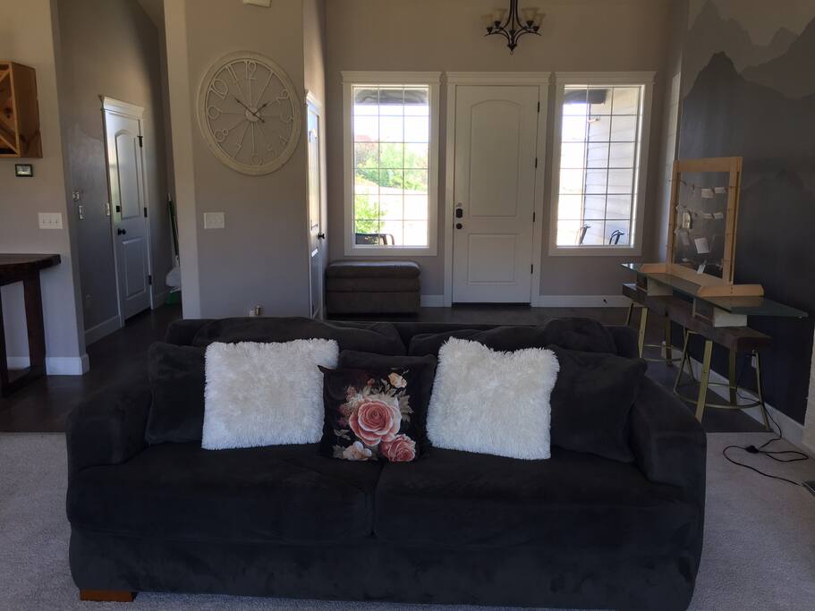 Top floor: Living Room