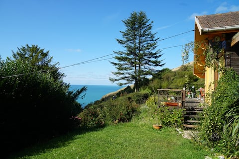 Chalet facing the sea