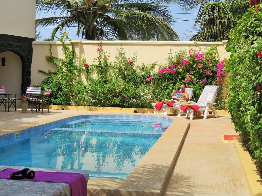 Large pool area