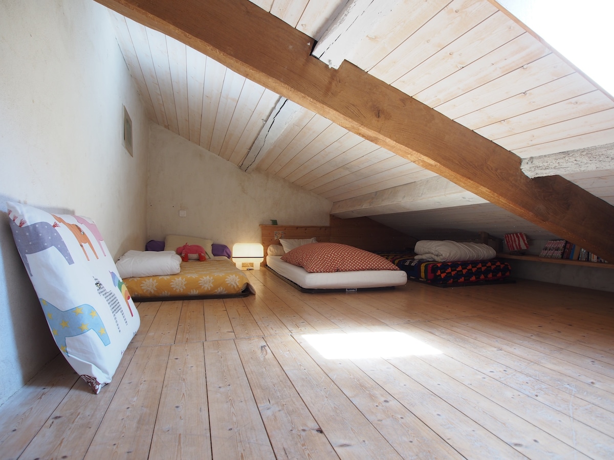 sovrum stuga version sängar 90