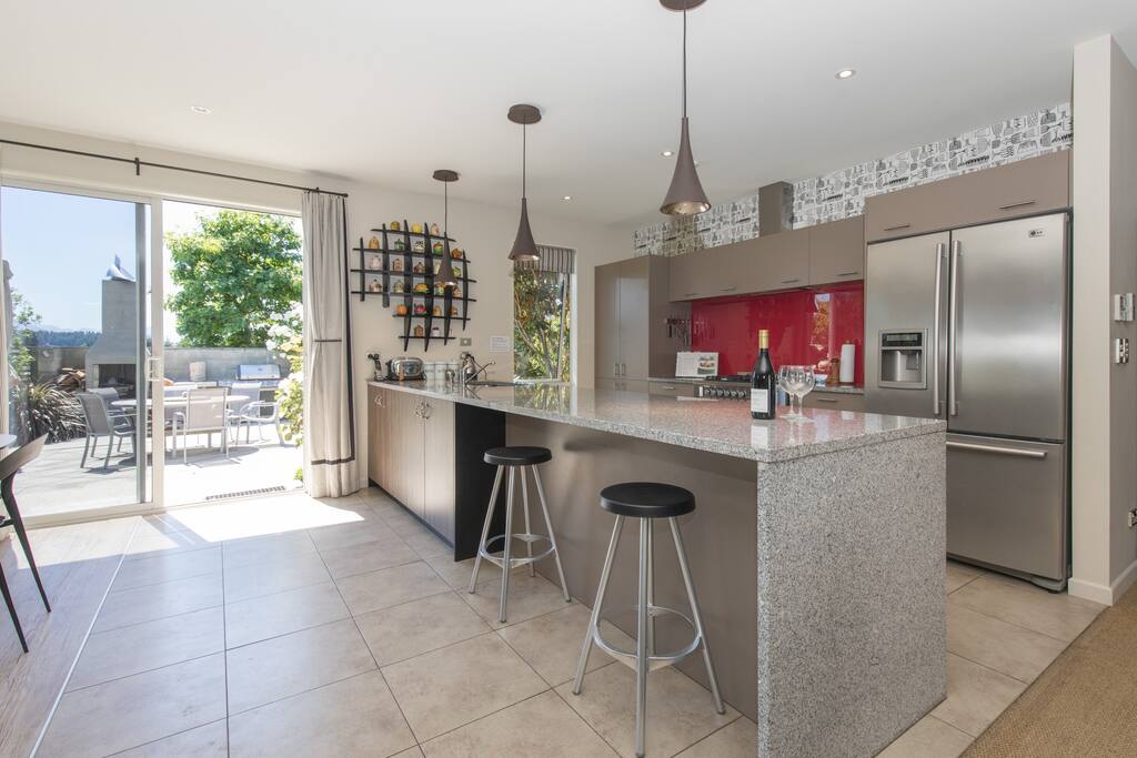 Kitchen to outside