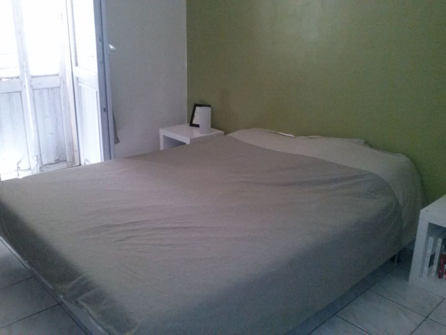 Chambre parentale (1) avec balcon