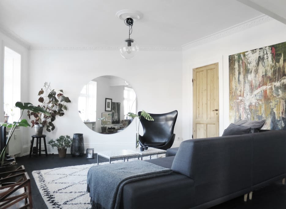 Spacious and bright living room